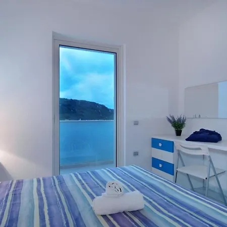 Sea View - Rena Bianca *